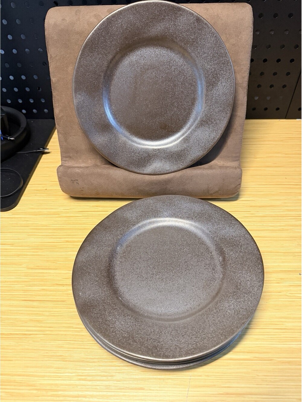 Crate & Barrel Design Stockholm House Shale 8 5/8" Salad Plates - 4